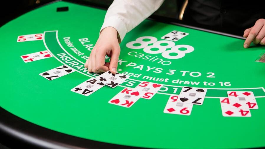 Tải game casino online để trải nghiệm thế giới casino online đỉnh cao ngay hôm nay